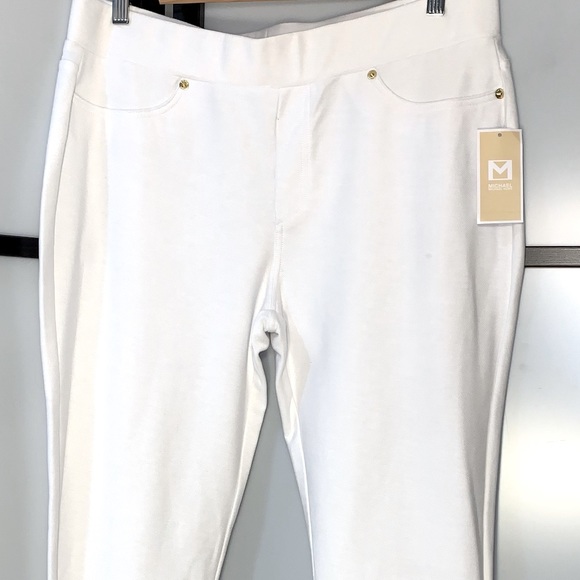 🆕MK White Pull-On Pants with Gold Accents - Picture 3 of 5